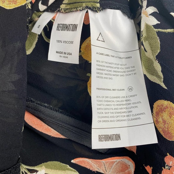 Reformation Beth Black Viscose Fruity Print Mini Dress - Picture 6 of 8